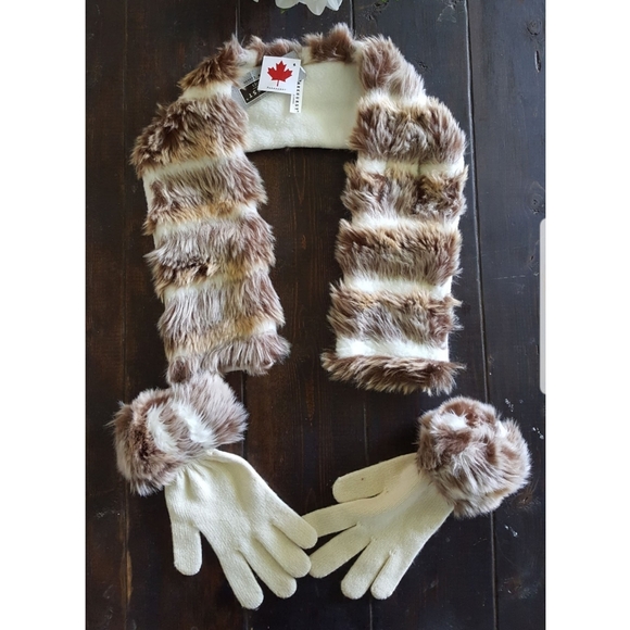 🧣FAUX FUR SET OF STOLE AND GLOVES. - Picture 1 of 11